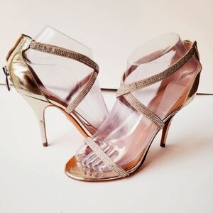 VC Vince Camuto party heels strappy straps in gold